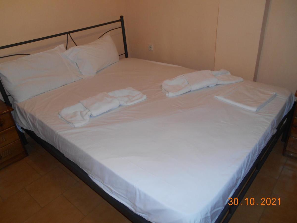 Melios Rooms Petalídhion Exterior foto