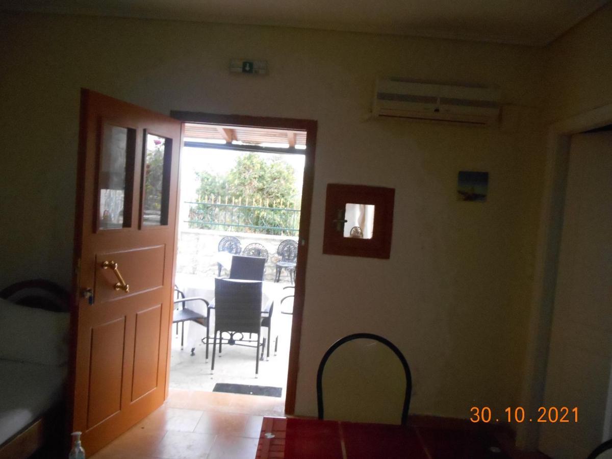Melios Rooms Petalídhion Exterior foto