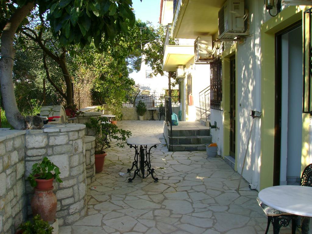 Melios Rooms Petalídhion Exterior foto
