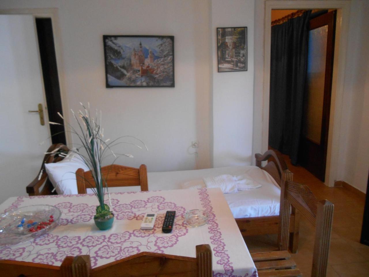 Melios Rooms Petalídhion Exterior foto